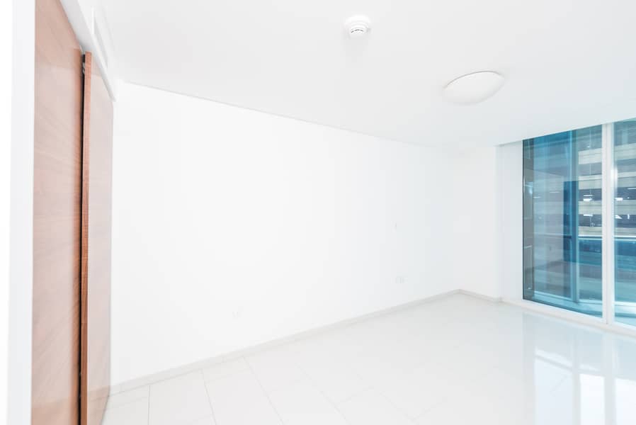 7 Burj AlSalam_711_Bedroom. jpg