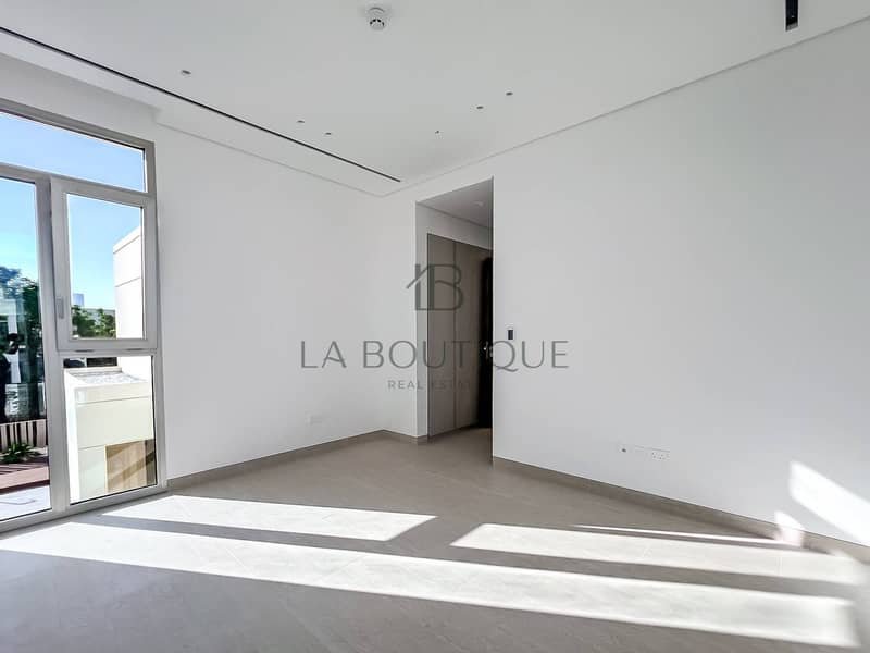 Skyline View | Brand New I Biggest Lay out - Image 18