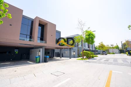 4 Bedroom Townhouse for Sale in Tilal City, Sharjah - 07b97a66-f408-4c93-ac40-ed7f46636e86. jpg 4 Bedroom Townhouse for Sale in Tilal City, Sharjah - 07b97a66-f408-4c93-ac40-ed7f46636e86. jpg