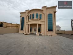 فیلا في الرفاع 6 غرف 119999 درهم - 15193343