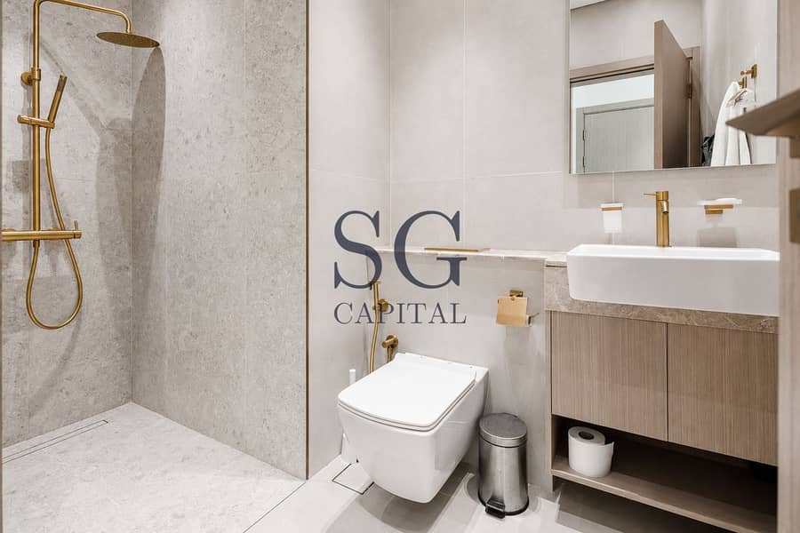 Luxury Smart Home | Private Jacuzzi | Fully Furnished - Image 8