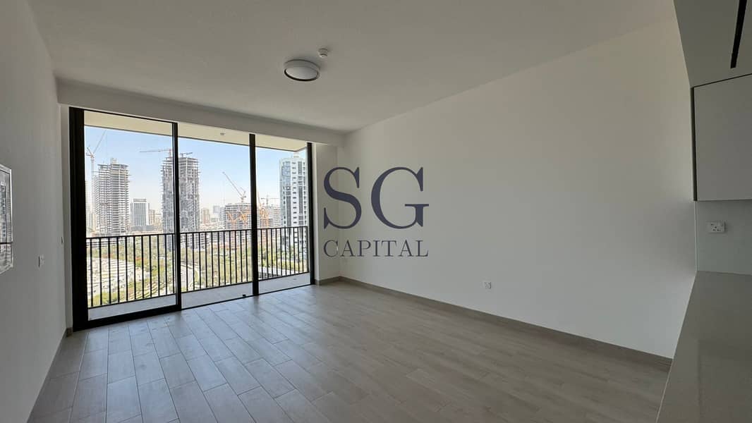 Elegant 1BR Retreat | Luxury Living | Vibrant Unit