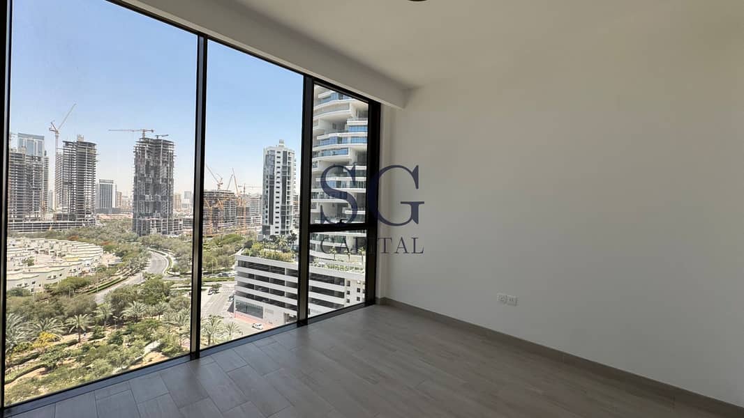 Elegant 1BR Retreat | Luxury Living | Vibrant Unit