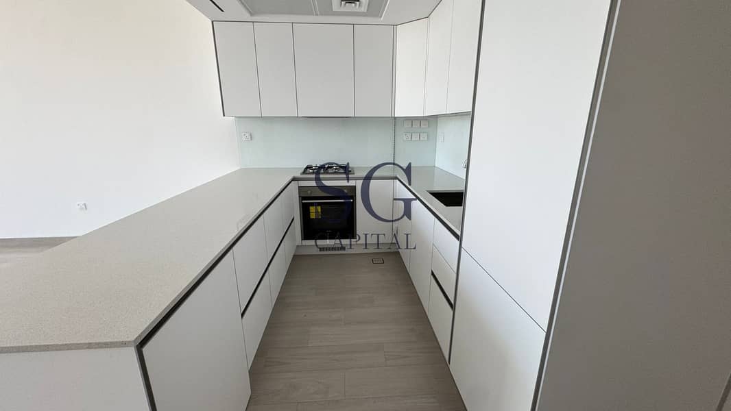 Elegant 1BR Retreat | Luxury Living | Vibrant Unit - Image 7