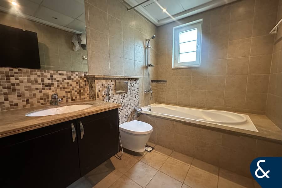 3 Bed Large | Huge Plot | Available July - Image 11