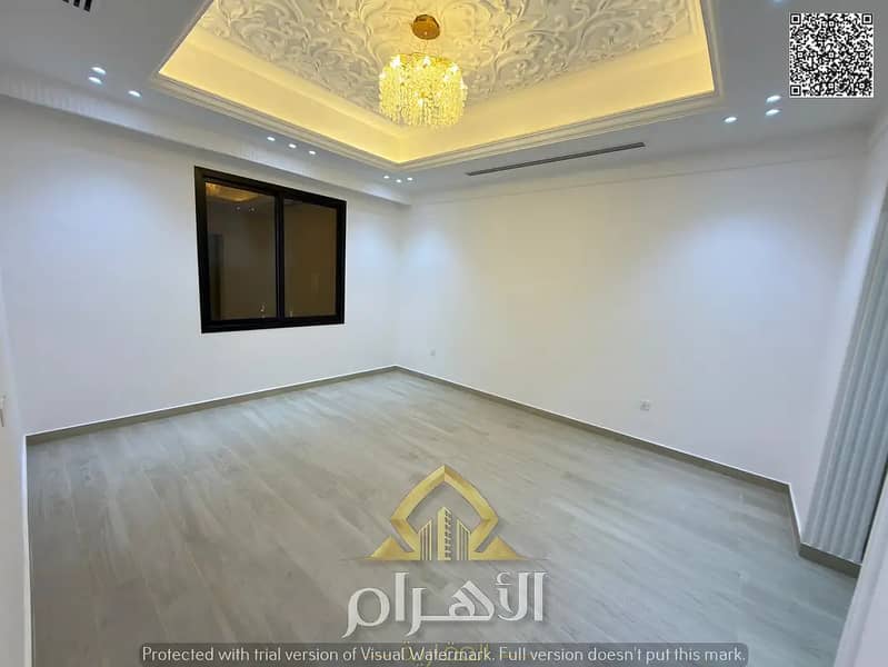 25 821259881-1066x800. webp