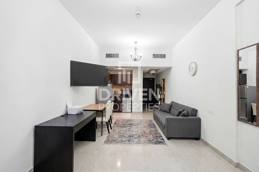 Chiller Free | Rented | Pool View | Furnished – pohled 5