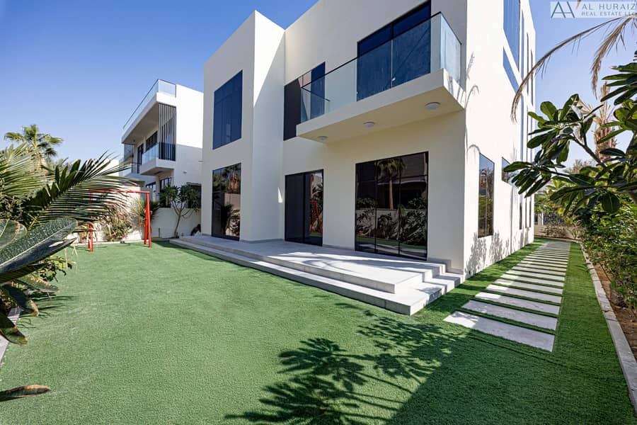 Contemporary Luxury 5 B/R Custom Villa for Rent in JVT Contemporary Luxury 5 B/R Custom Villa for Rent in JVT