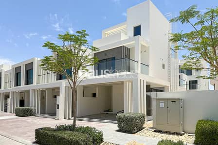 5 Bedroom Townhouse for Rent in DAMAC Hills, Dubai - 5 bed + Maids | Brand New | Prime Location 5 Bedroom Townhouse for Rent in DAMAC Hills, Dubai - 5 bed + Maids | Brand New | Prime Location