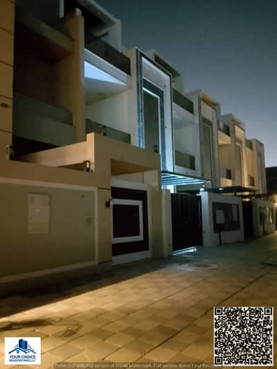 7 Camere Townhouse in Vendita a Al Tallah 2, Ajman - d00f84f0-2a36-4562-a019-301adf7548d2. jpg 7 Camere Townhouse in Vendita a Al Tallah 2, Ajman - d00f84f0-2a36-4562-a019-301adf7548d2. jpg