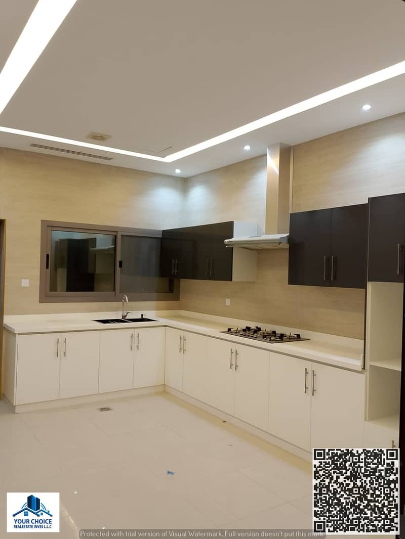 17 97b083ab-9659-49e7-9bf1-ac7e650614e4. jpg