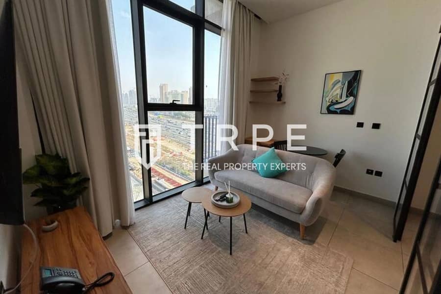 Skyline View | Furnished | Prime Location Skyline View | Furnished | Prime Location