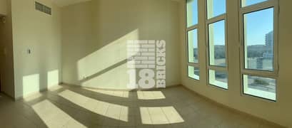 L Shape | Studio + Storage | Next to Metro