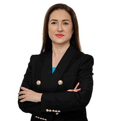 Elika Gharvi