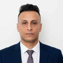 Mahmoud Ezat