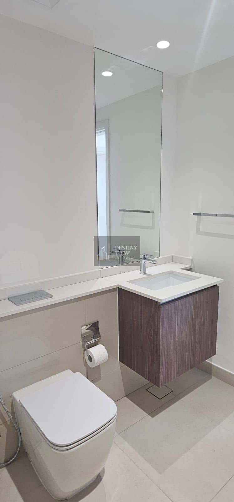 20 1000561930. jpg