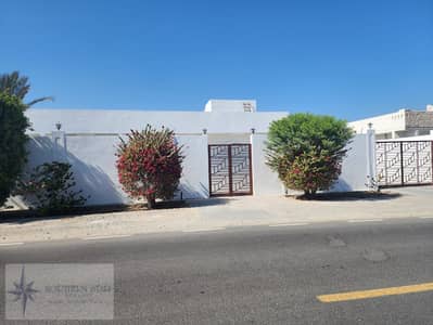 5 Bedroom Villa for Rent in Al Goaz, Sharjah - WhatsApp Image 2026-05-15 at 18.31. 00. jpeg 5 Bedroom Villa for Rent in Al Goaz, Sharjah - WhatsApp Image 2026-05-15 at 18.31. 00. jpeg