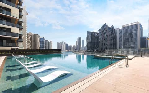 Studio zum zur Miete in Business Bay, Dubai - 15 Northside Pool Cabanas Jacuzzi. jpg