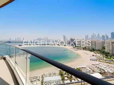 2 Bedroom Flat for Rent in Palm Jumeirah, Dubai - Luxury Upgrade | Furnished | Sea View | Smart Home