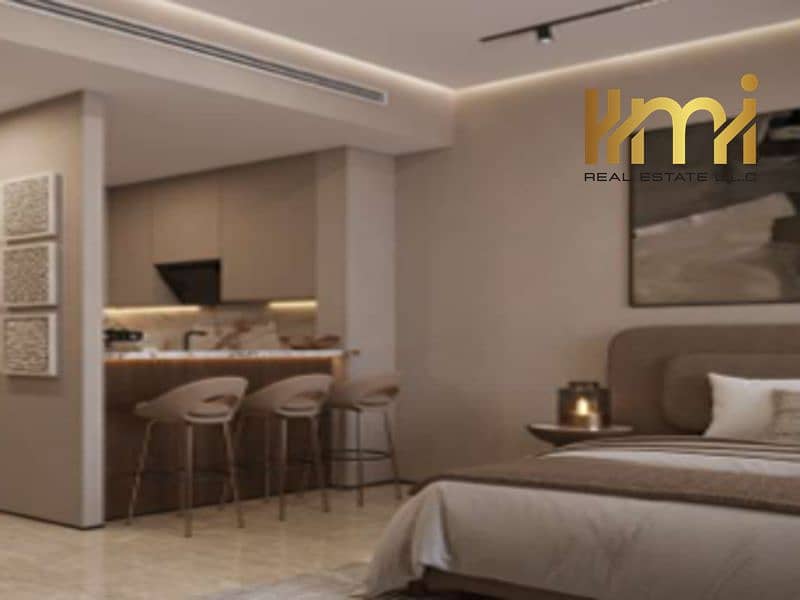 Business Bay Studio | Modern Layout | City & Pool Views - Image 2