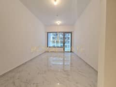 Stylish Studio Home | Bright Interiors | Vibrant Community Setting