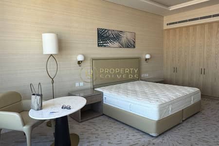 Studio for Rent in Palm Jumeirah, Dubai - ST REGIS | High Floor | Ready to move