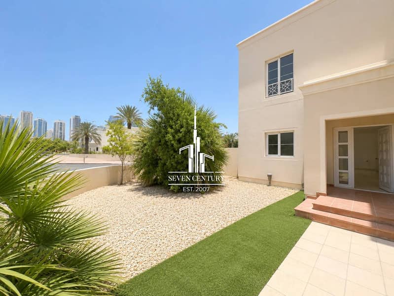 4BR + Maid | Corner Villa | Big Plot and Garden 4BR + Maid | Corner Villa | Big Plot and Garden