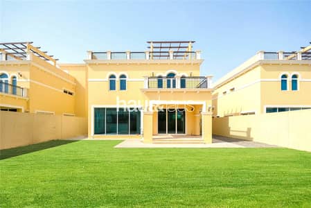 4 Bedroom Villa for Sale in Jumeirah Park, Dubai - Legacy Nova | Vacant soon | Call Archie now