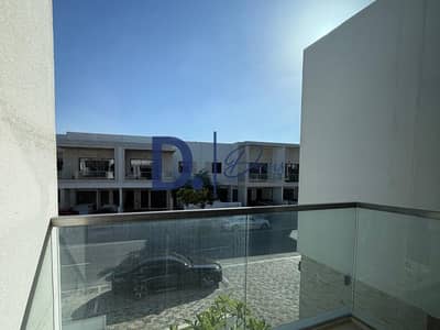 4 Camere Townhouse in Vendita a Yas Island, Abu Dhabi - WhatsApp Image 2026-02-06 at 1.21. 00 PM. jpeg
