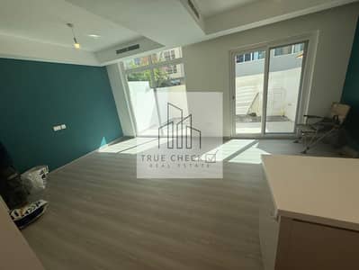 3 Bedroom Townhouse for Sale in DAMAC Hills 2 (Akoya by DAMAC), Dubai - 00a5f98f-323d-4921-a5f6-17a07beba5ad. jpg 3 Bedroom Townhouse for Sale in DAMAC Hills 2 (Akoya by DAMAC), Dubai - 00a5f98f-323d-4921-a5f6-17a07beba5ad. jpg