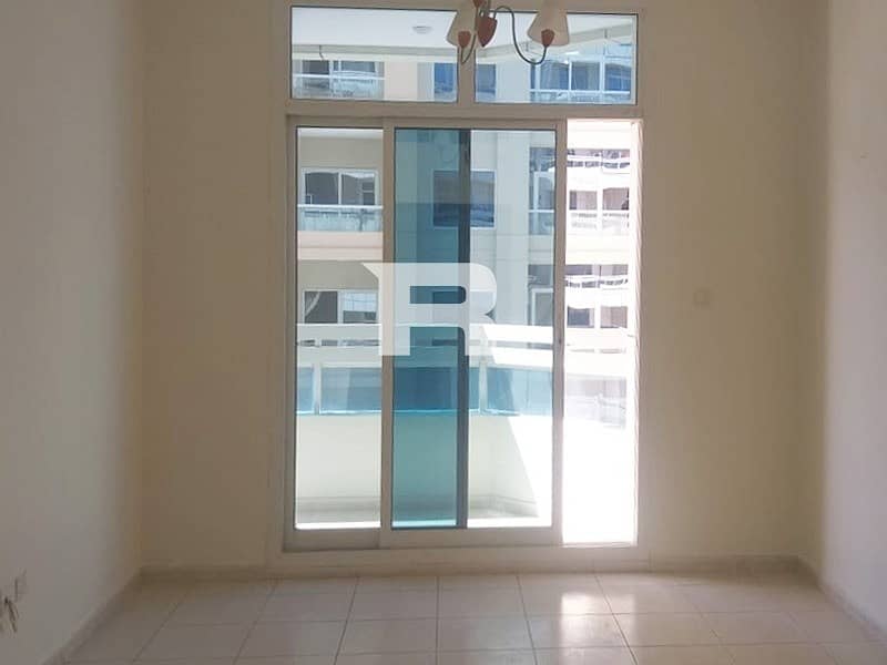 Spacious well maintain 1Bedroom in Silicon