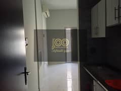 A practical and comfortable studio suitable for individuals and employees