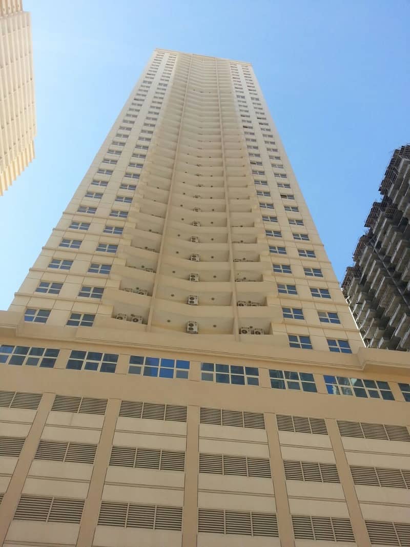 شقة في برج لافندر،مدينة الإمارات‬ 1 غرفة 24000 درهم - 4450032