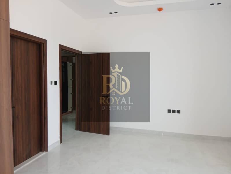 24 f409be06-14fc-4800-90d1-7f75b416bffe. jpg