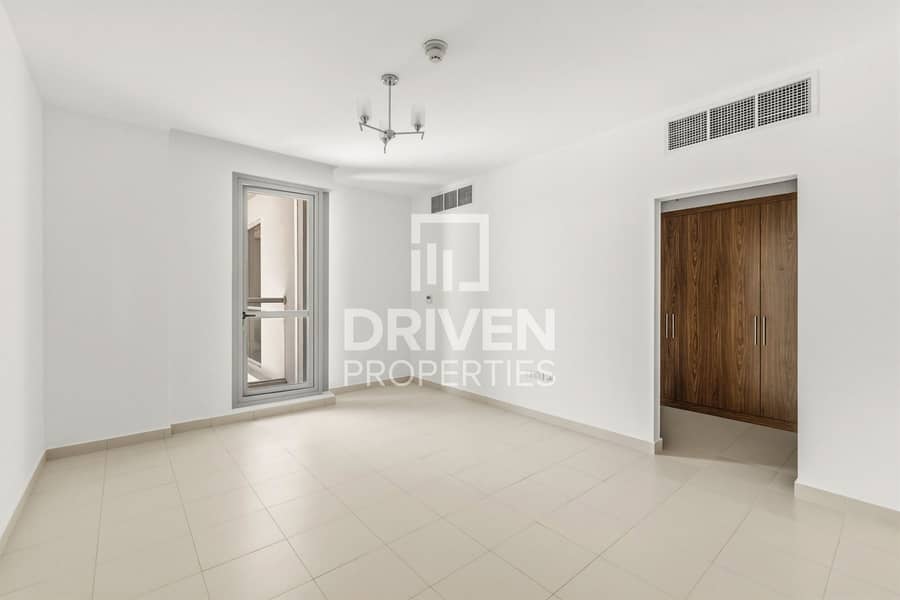 Brand New Unit | 2 Balcony | Courtyard view - Widok 6