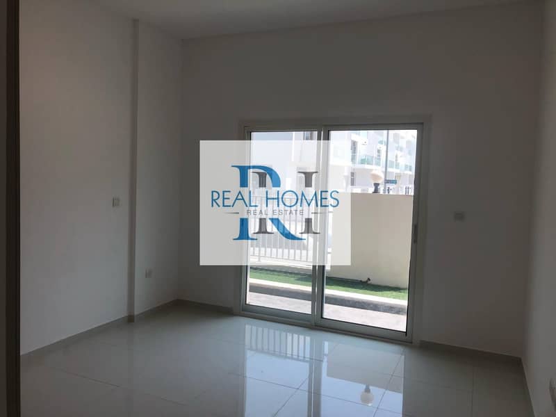 Specious 1 Bed! Private Garden! Pets Freindly! 12 Payment Option Specious 1 Bed! Private Garden! Pets Freindly! 12 Payment Option