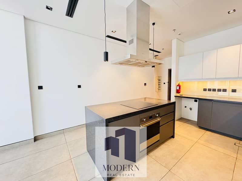 SPACIOUS UNIT | VACANT | PREMIUM AMENITIES - View 6