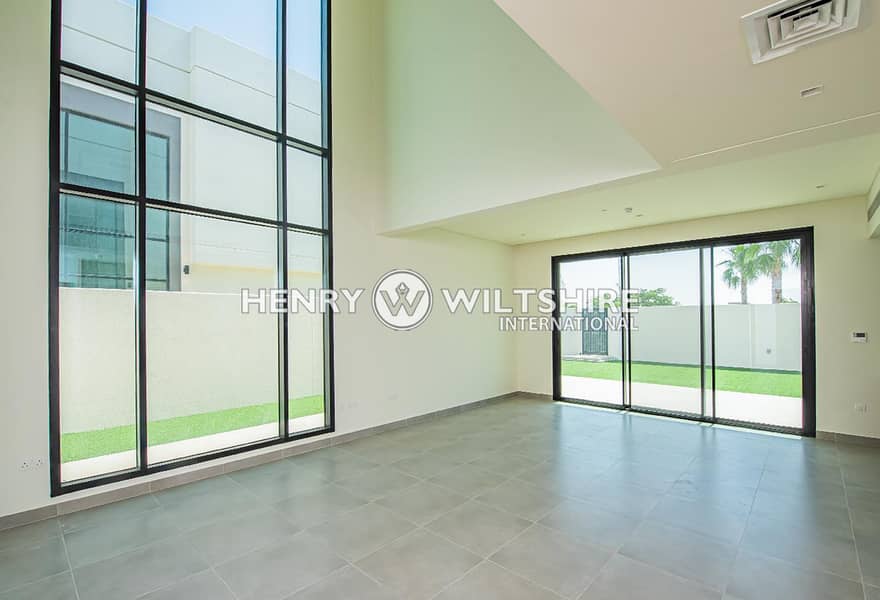 Spacious 4 bed Villa in Dahlias. Must be seen! Spacious 4 bed Villa in Dahlias. Must be seen!