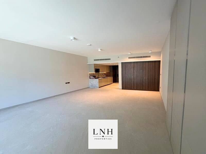 Pool and Community View | Spacious Layout | Vacant - Image 8