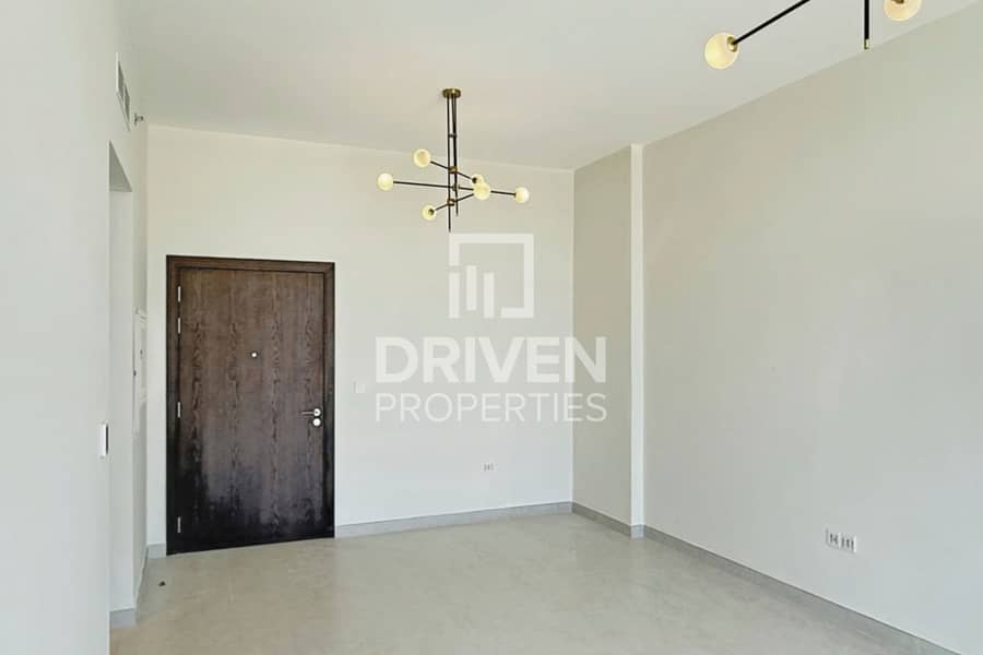 Next to Metro | Brand New Property | Vacant - Image 4