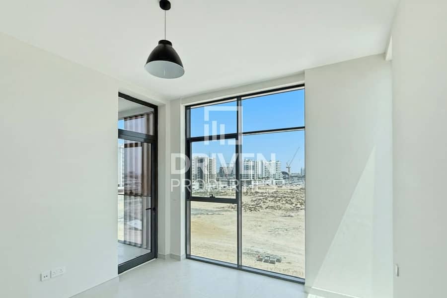 Next to Metro | Brand New Property | Vacant - Image 7