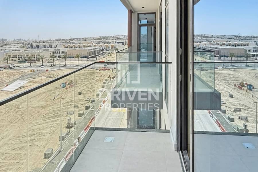 Next to Metro | Brand New Property | Vacant - Image 12