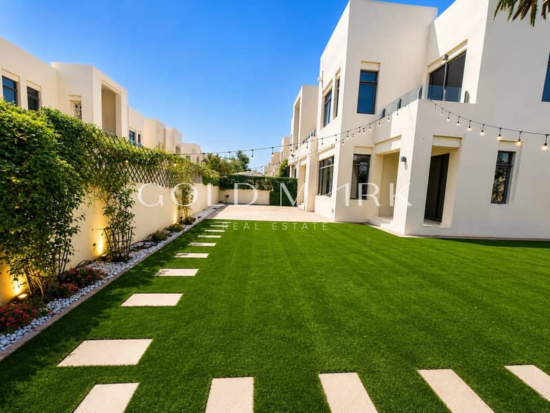 Biggest Plot I Corner Unit I As new | Type J Biggest Plot I Corner Unit I As new | Type J