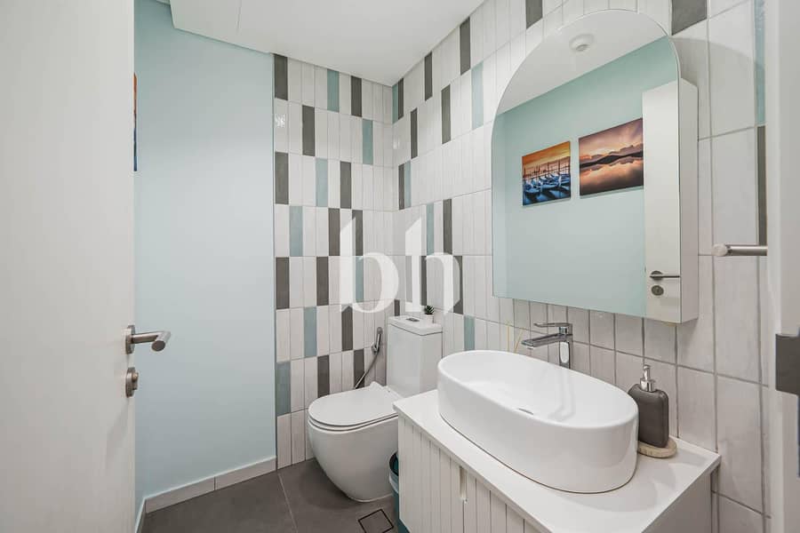8 images image img