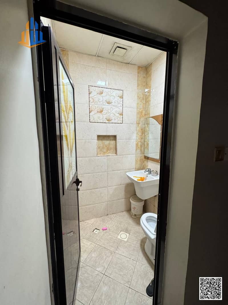 16 6820458b-a987-41f8-8bed-e01b64a8d075. jpg