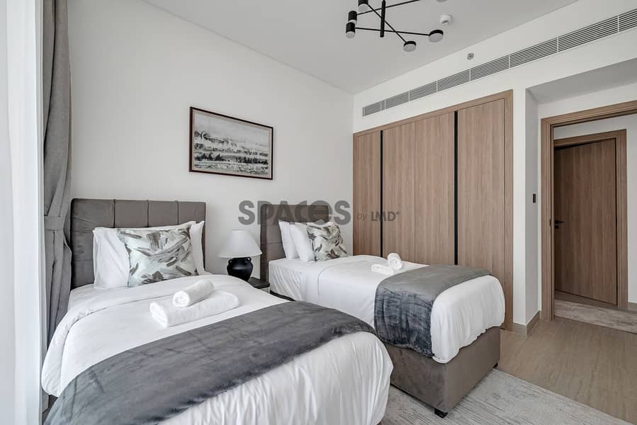 0 Commission- Close To Metro- Spacious - Image 15