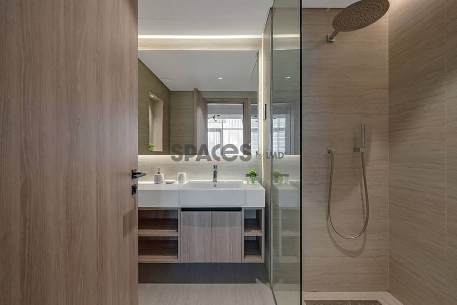 0 Commission- Close To Metro- Spacious - Image 23