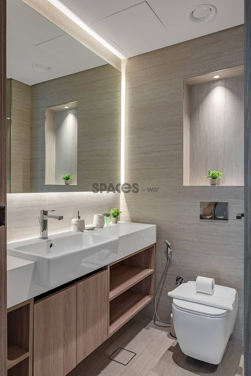 0 Commission- Close To Metro- Spacious - Image 27