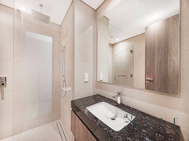 Biggest land Available | Private Pool | Lake View | Jumeirah Park - Image 10