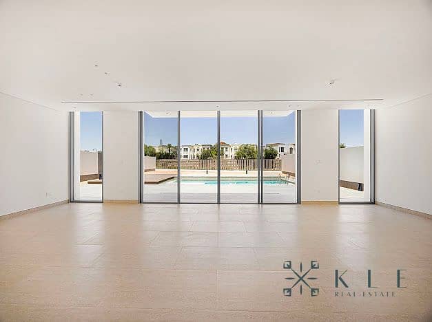 Biggest land Available | Private Pool | Lake View | Jumeirah Park - Image 14